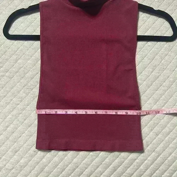 Free People Intimately NWOT Size XS/S Mock Nexk Crop Top - Picture 3 of 5